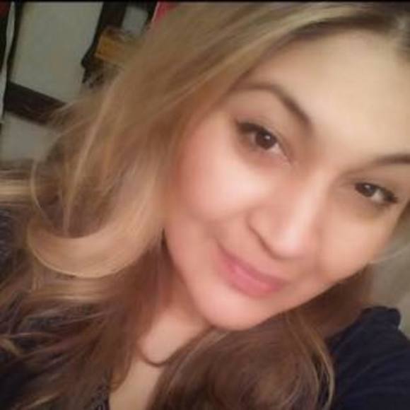 Meet your Posher, Sylvia - Picture 1 of 1